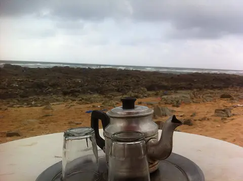 Théière marocaine argentée 1 L