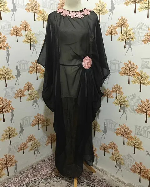 Caftan brodé main