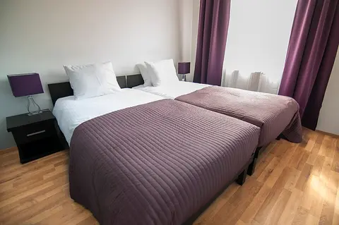 Lit double 160x200 avec sommier