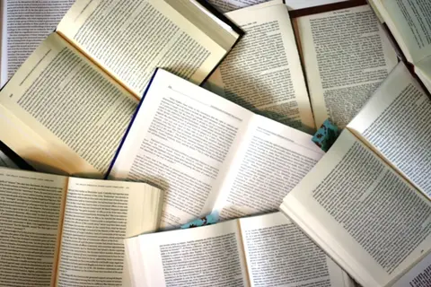 Livres Larousse