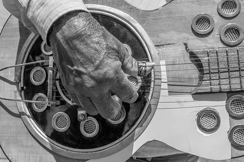 Guitare électro-acoustique