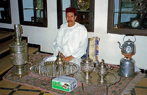 Théière marocaine argentée 1 L