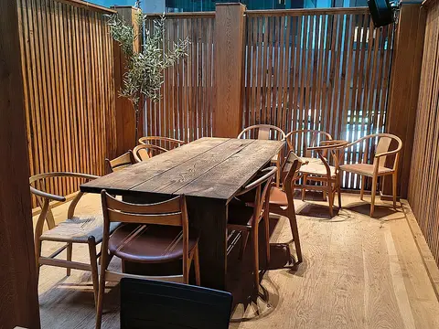 Table à manger bois massif 6 places